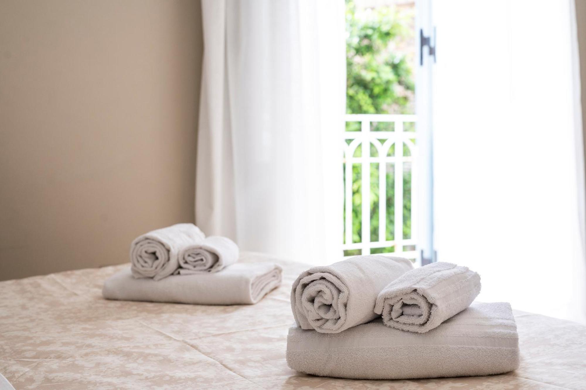 Le Mura - Charme Rooms Trapani Phòng bức ảnh