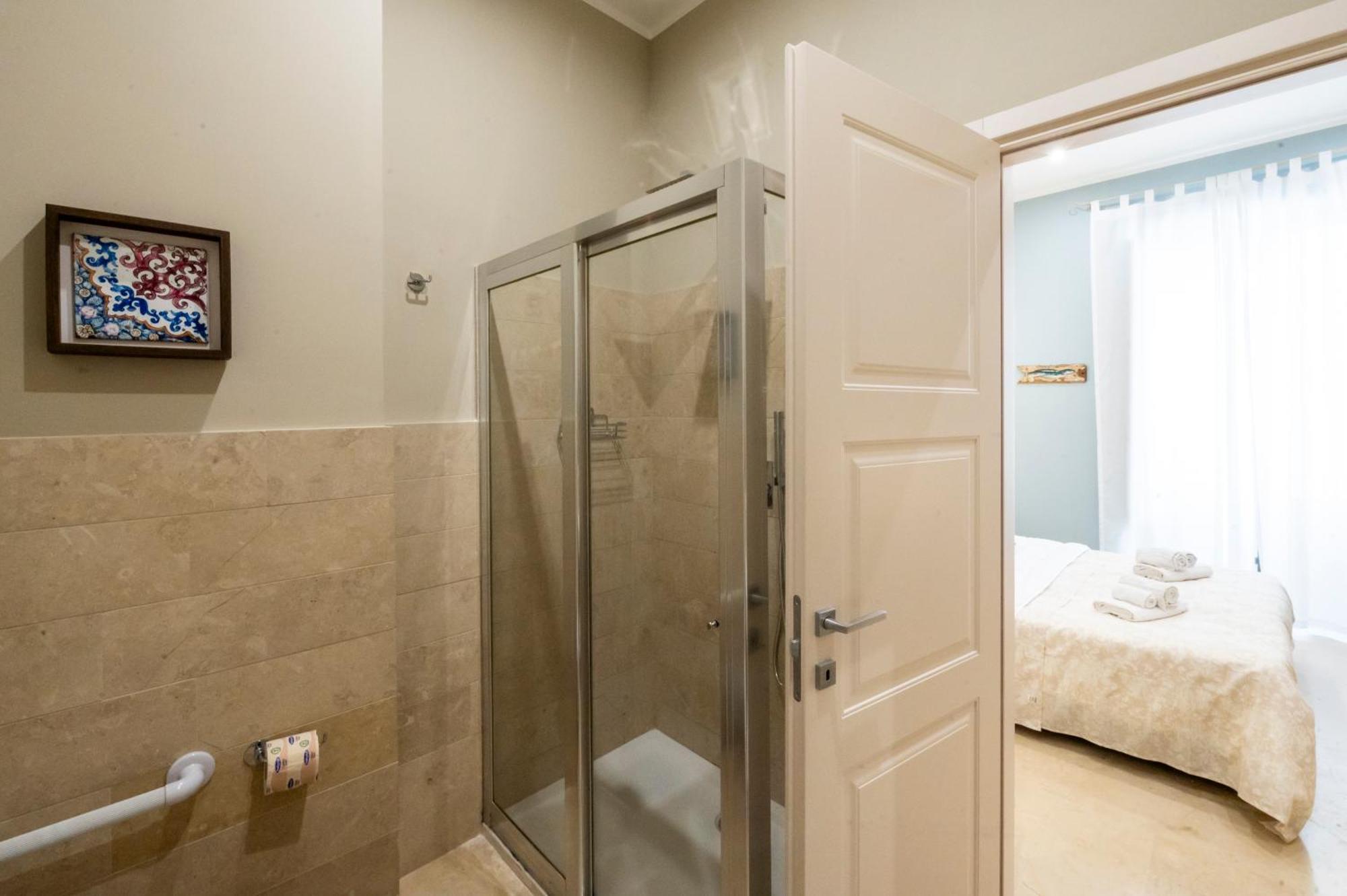 Le Mura - Charme Rooms Trapani Phòng bức ảnh
