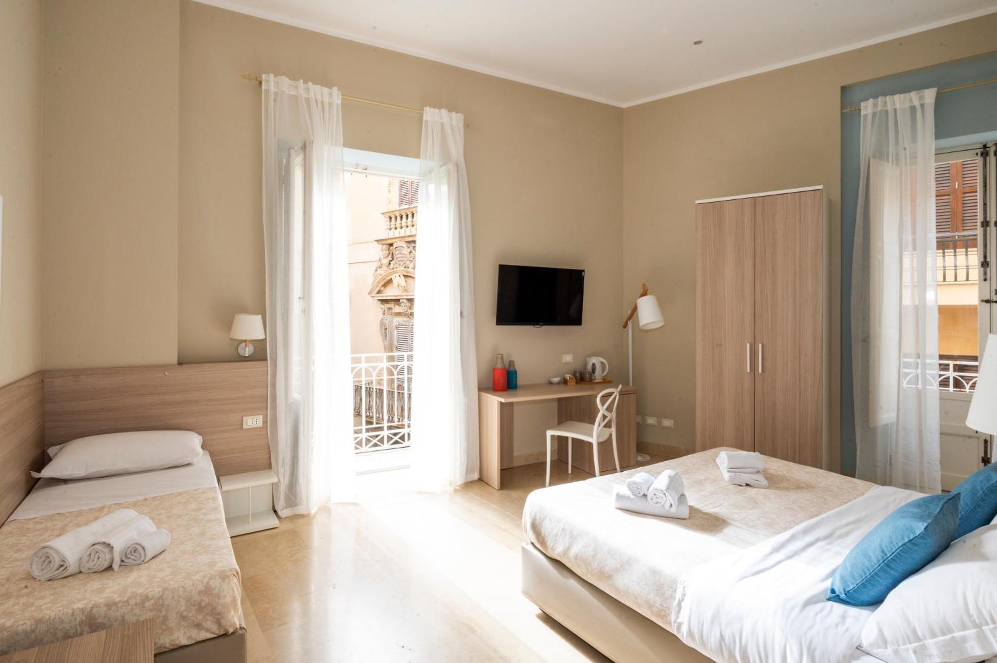 Le Mura - Charme Rooms Trapani Phòng bức ảnh